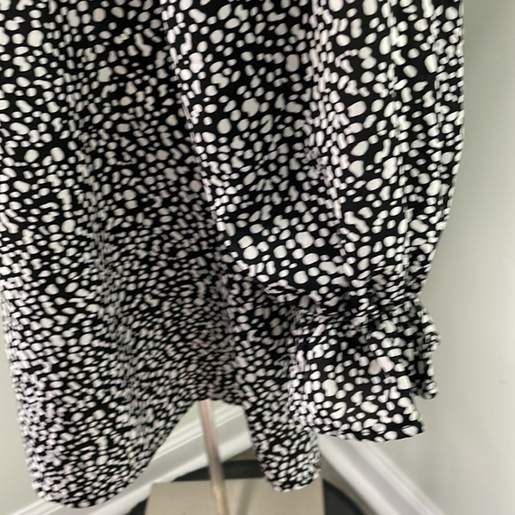 Misguided frill cuff polkadot shirt dress - Picture 10 of 11